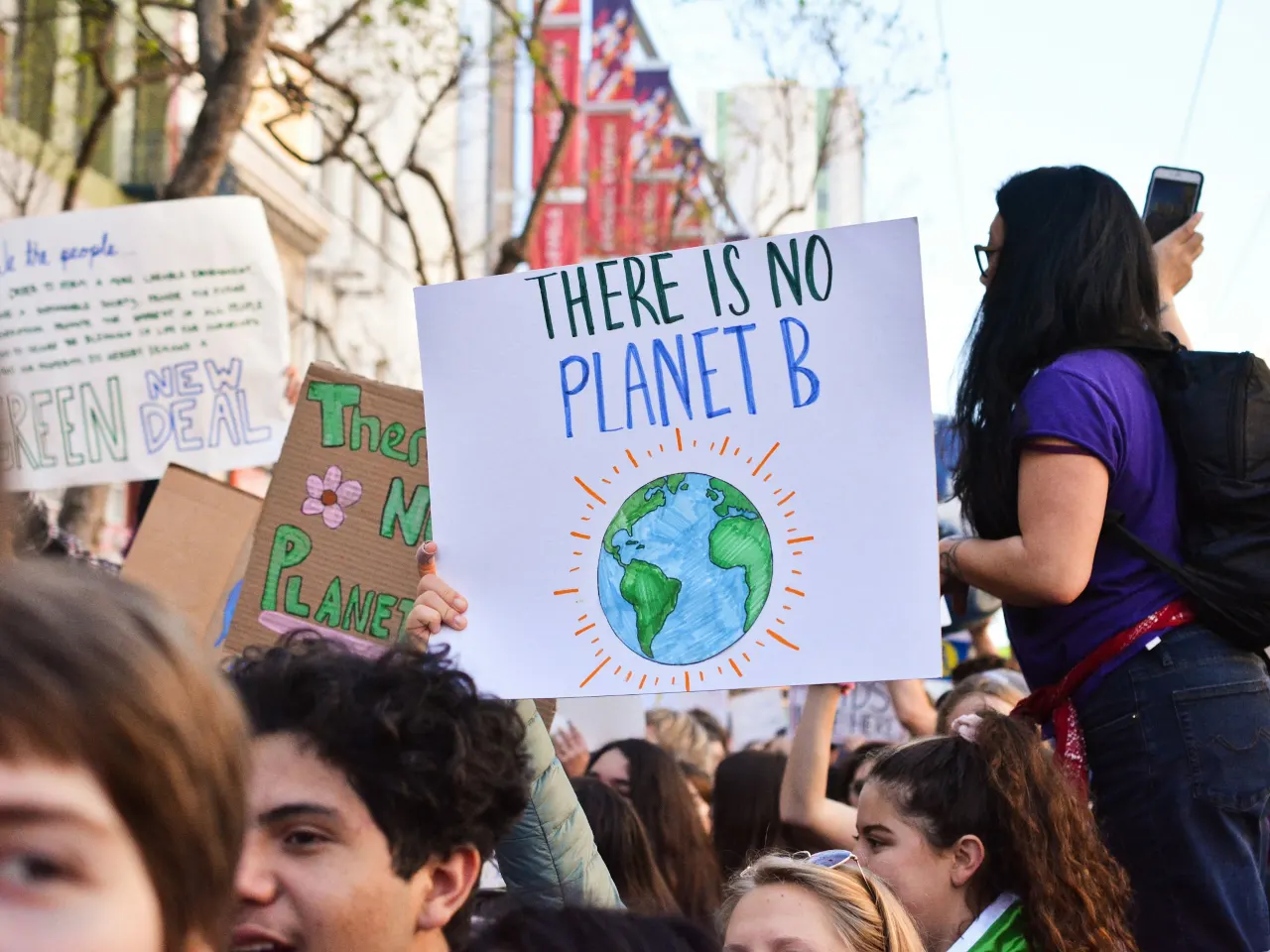 Can the EAT-Lancet Diet Help Slow Climate Change?